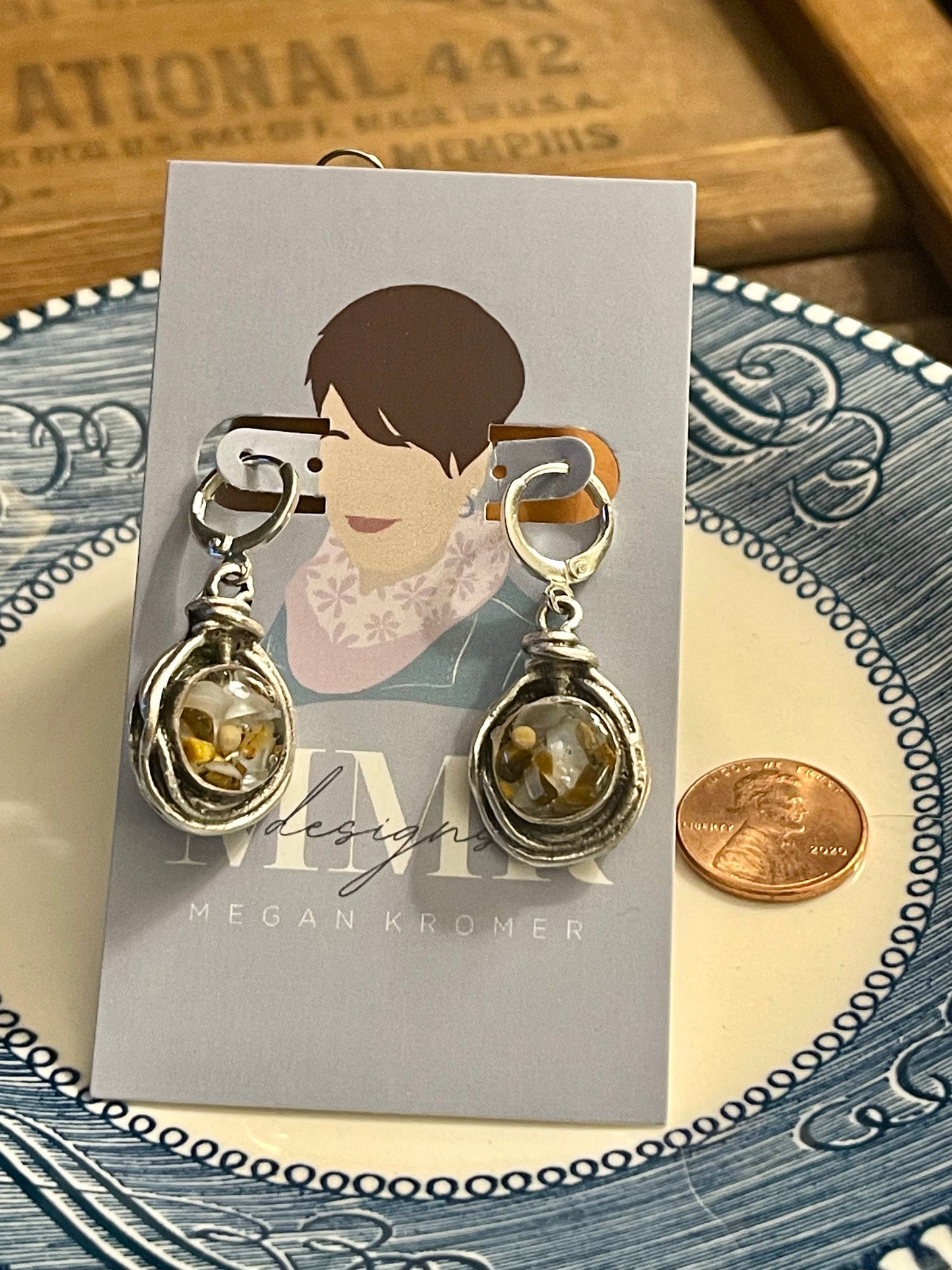 Crushed pearl and Tiger’s eye earrings with a mustard seed